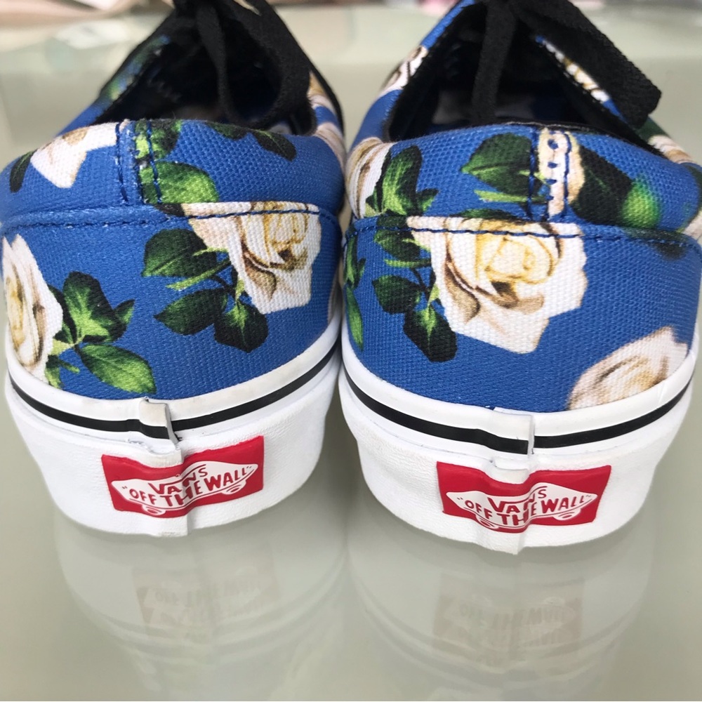 Vans Roses Pattern - image 5